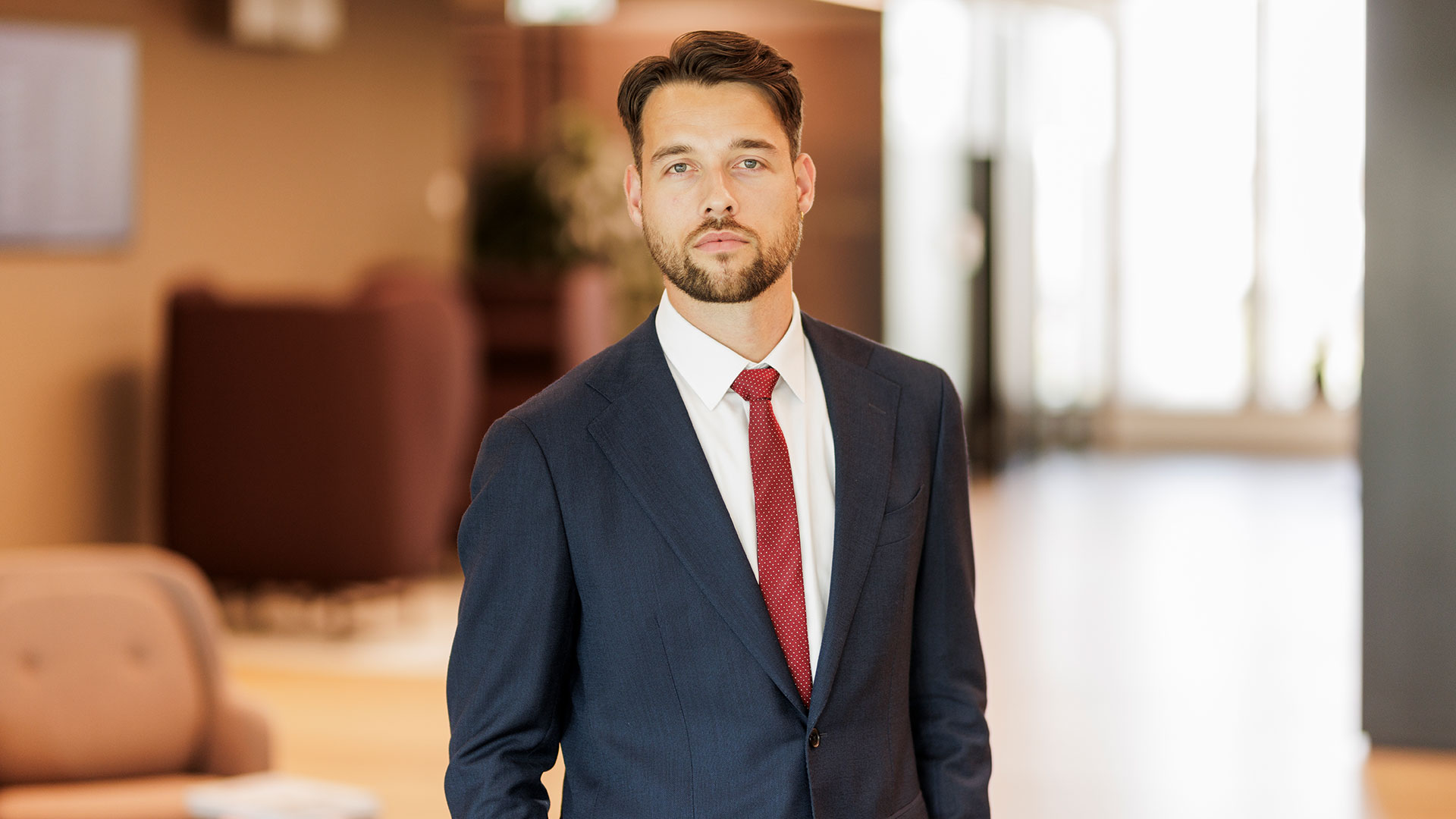 Frederik Koefoed Theil hos Poul Schmith/Kammeradvokaten