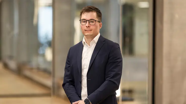 Mikkel Kurtzmann Andersen hos Poul Schmith/Kammeradvokaten