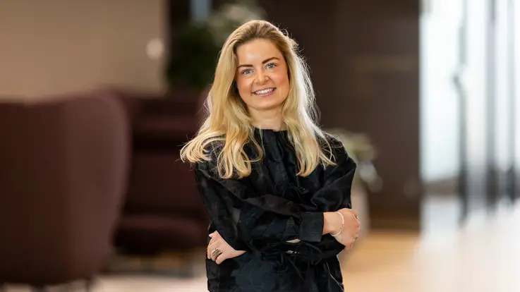 Freja Eldam Jensen hos Poul Schmith/Kammeradvokaten