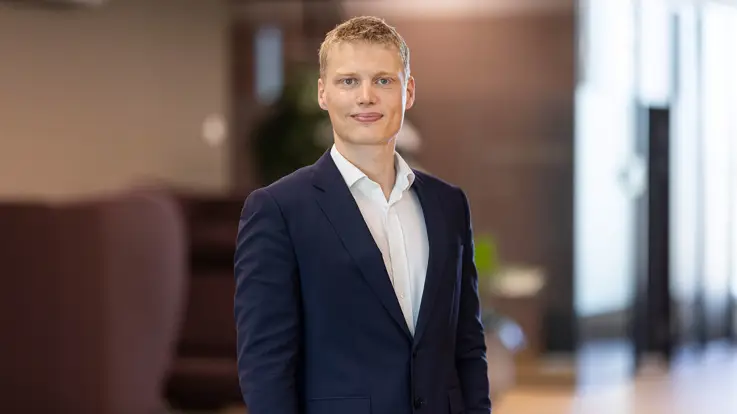 Emil Kvist-Kristensen hos Poul Schmith/Kammeradvokaten