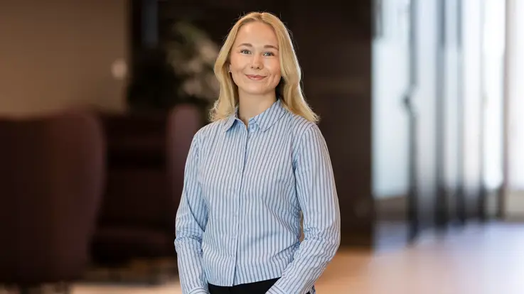 Laura Hvam hos Poul Schmith/Kammeradvokaten