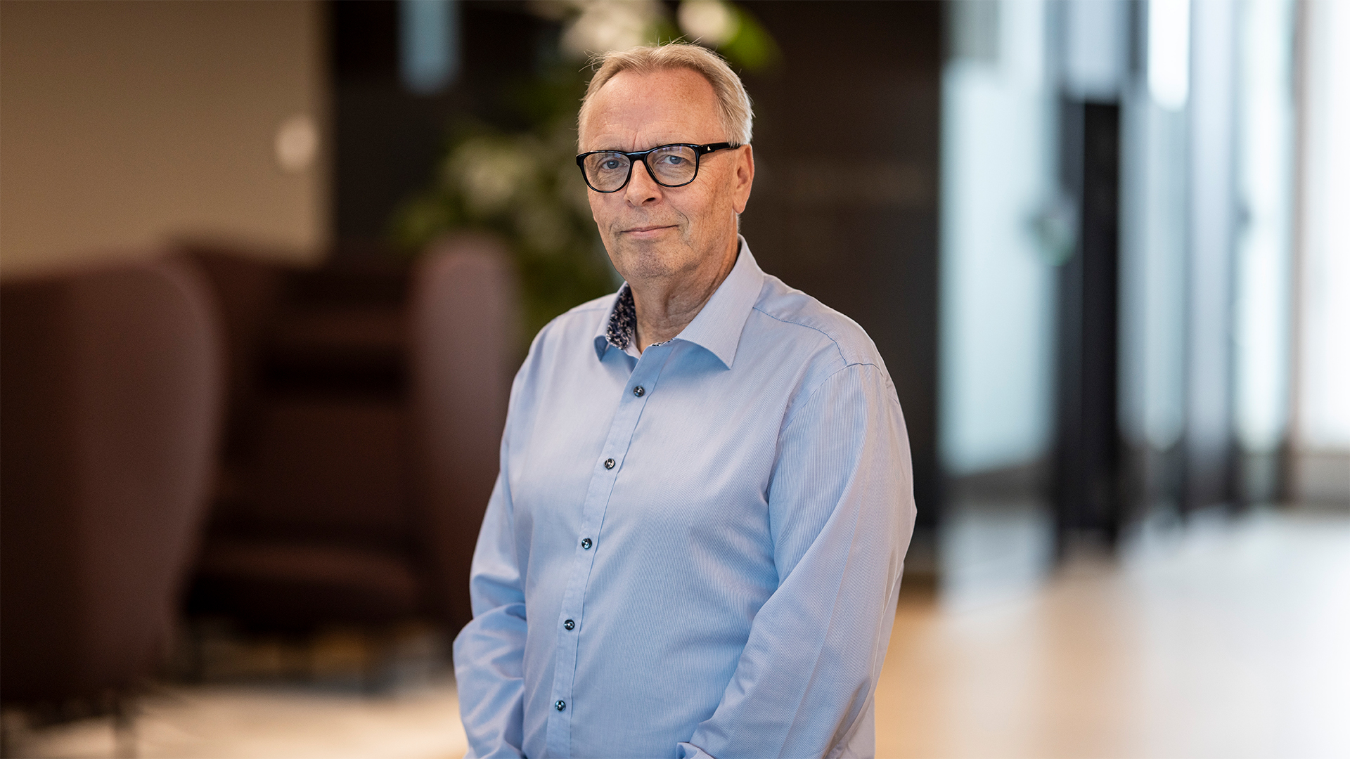 Jørgen Behrens at Poul Schmith