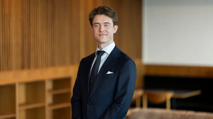 Nikolai Fløche hos Poul Schmith/Kammeradvokaten