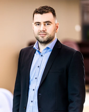 Portrætbillede af Arian Dzeladini