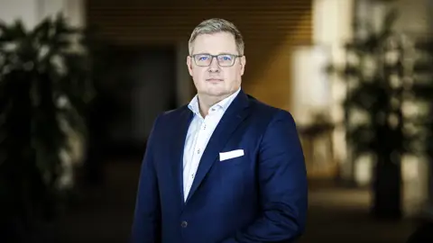 Henrik Puggaard hos Poul Schmith/Kammeradvokaten